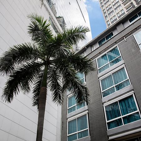 Nantra Sukhumvit 39 Hotel Bangkok Exterior photo